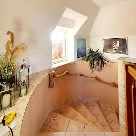 Przystan Nad Zatoka - *