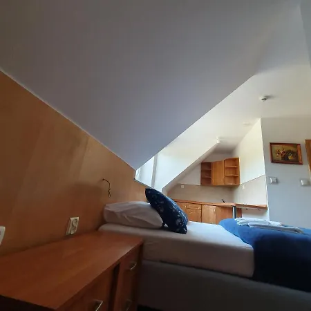 Przystan Nad Zatoka - *